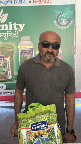 Farmers at the Immunity stall at a farmer fair
